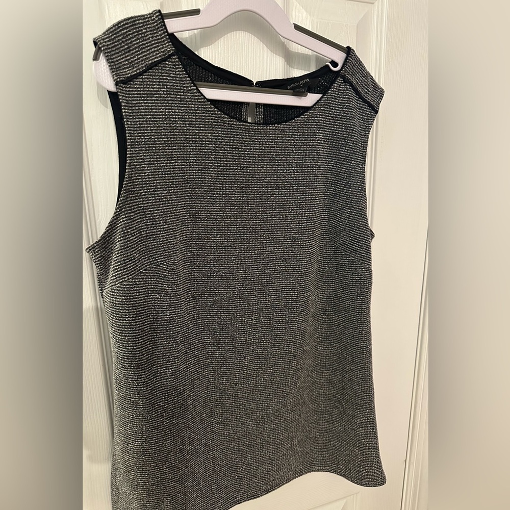 Banana Republic Black and White Sleeveless Top S